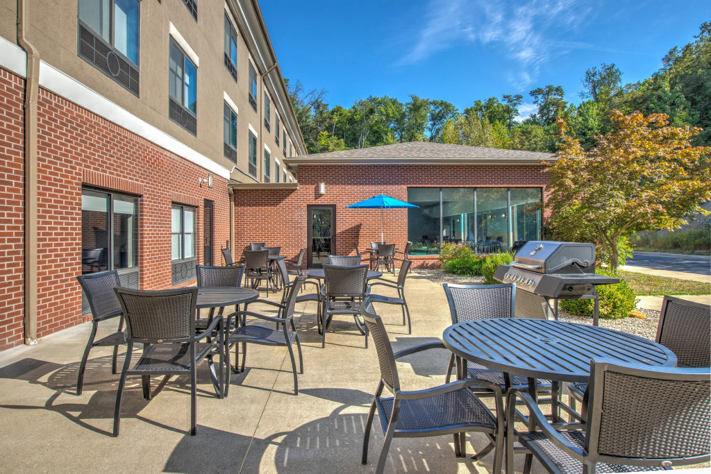 Holiday Inn Express & Suites Zanesville North by IHG