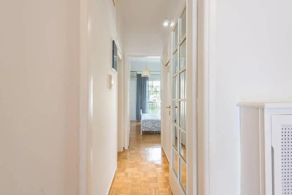 NEW! Bright & Remodeled 1Bed apt 2min Walk to Acropolis