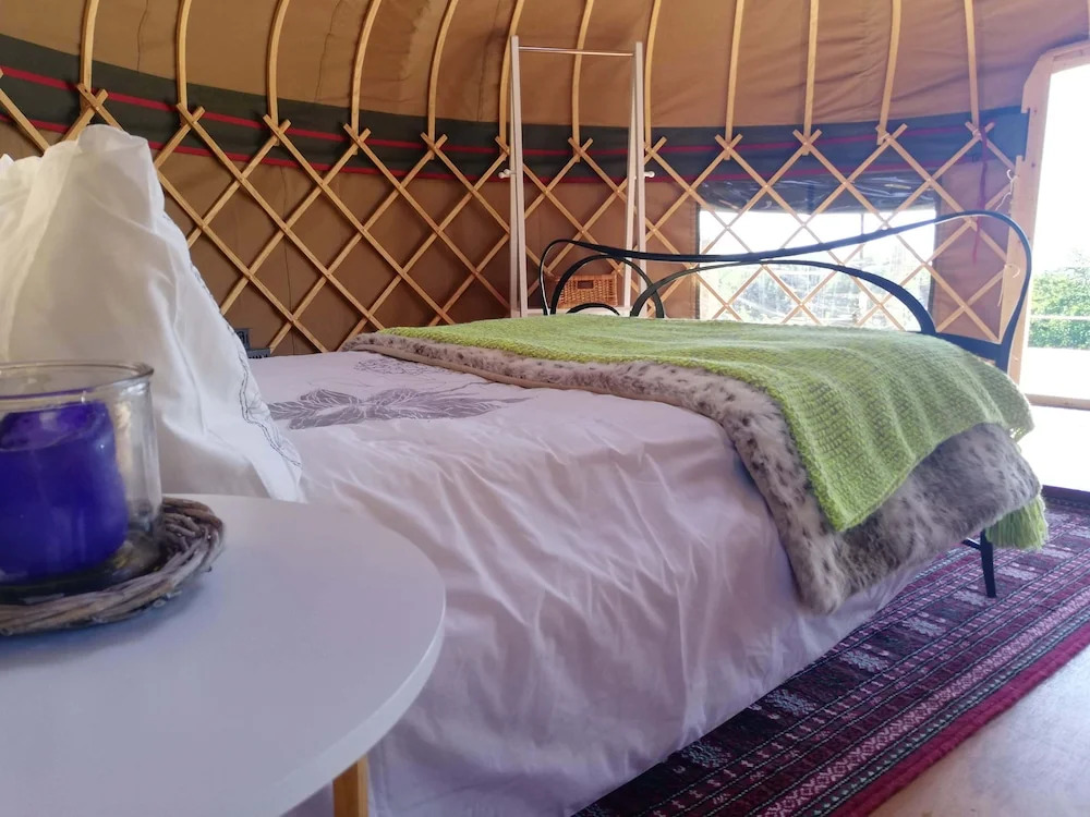 Looe Yurts