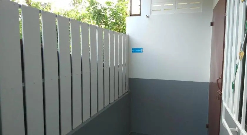 Thanaponsiri House