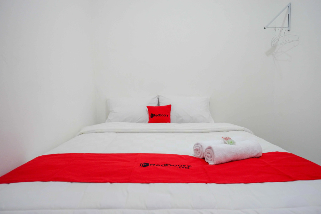 RedDoorz near GOR Jatidiri Semarang