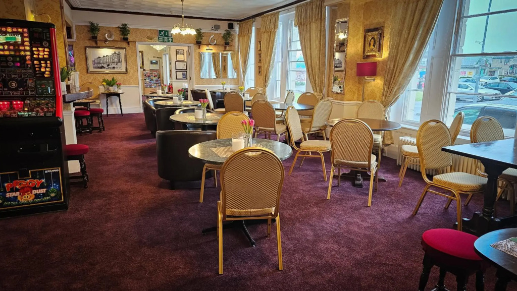 NELSON Hotel