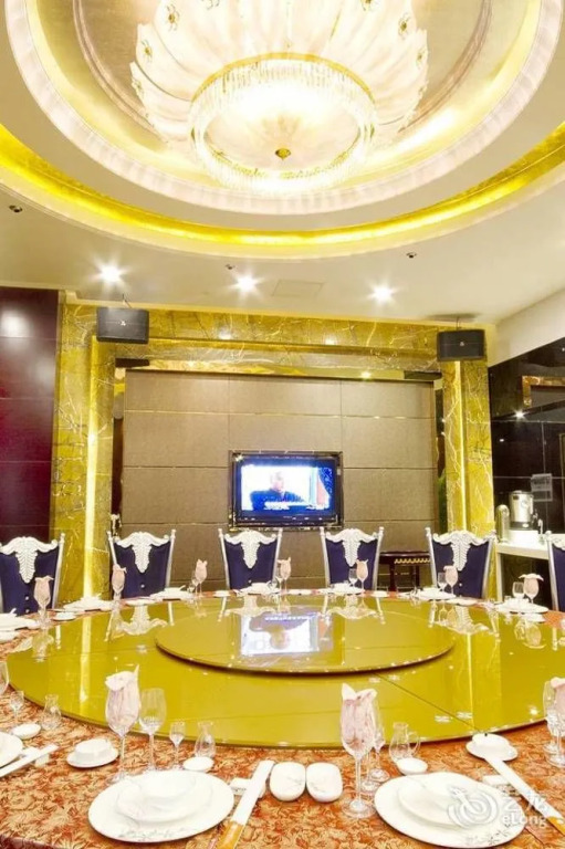 Changsha Xingwei Huatian Hotel