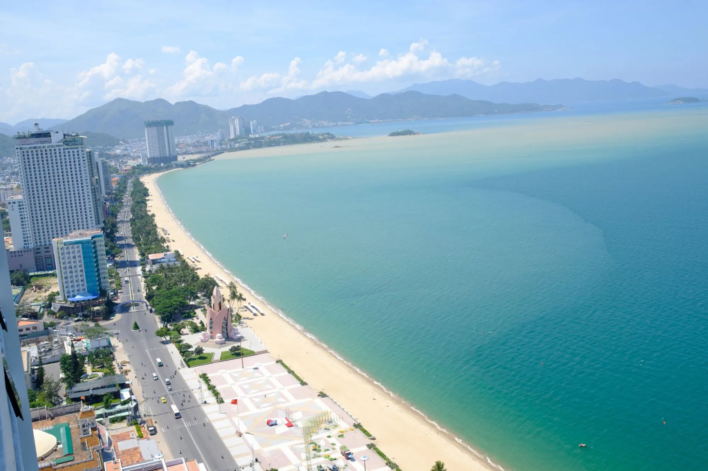 Sunrise Sea View Apartment