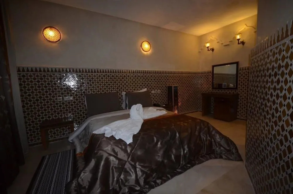APPARTEMENTS HOTEL PYRAMIDES