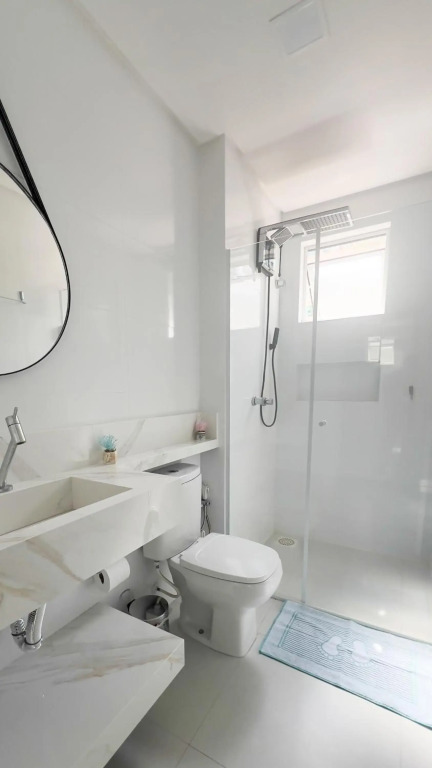 Apartamento 2 dormitórios a 400 metros do mar