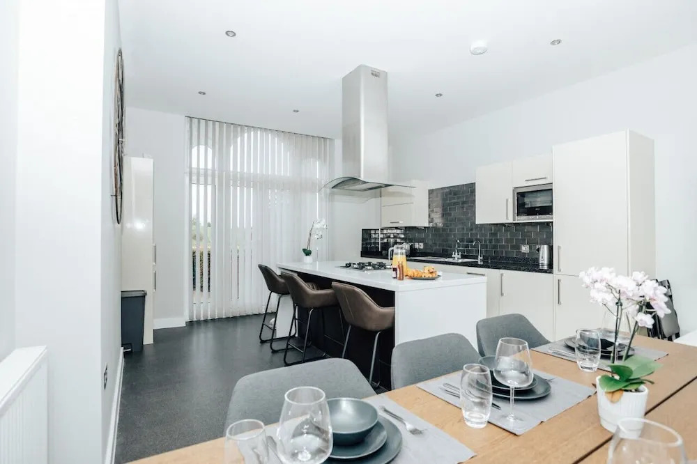 Blue Heron - 2 Bedroom Apt With 2 Parking Spaces - From 165 Per Night