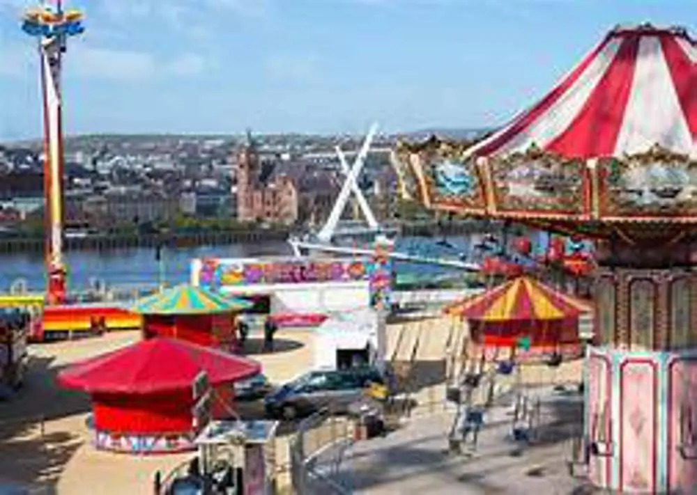 Fantastic Location to Ebrington Sq and City Centre