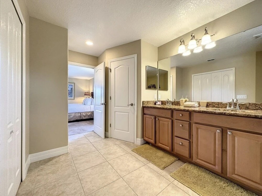 4 Bed 4 Bath With Private Pool/spa 4 Bedroom Home by RedAwning