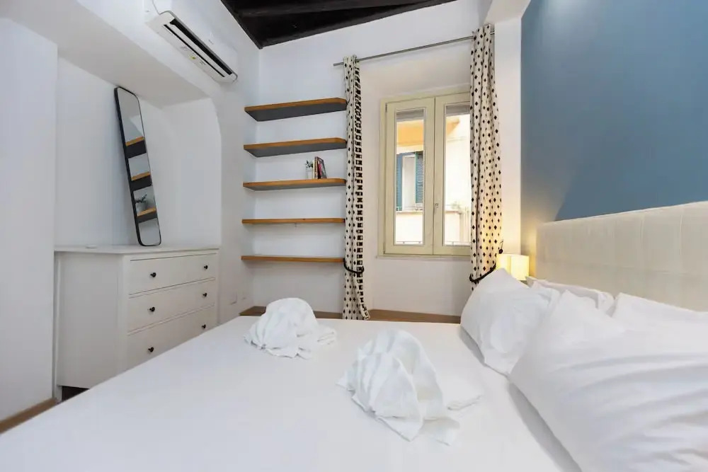 Rental in Rome Roma Campus Martius Apartment