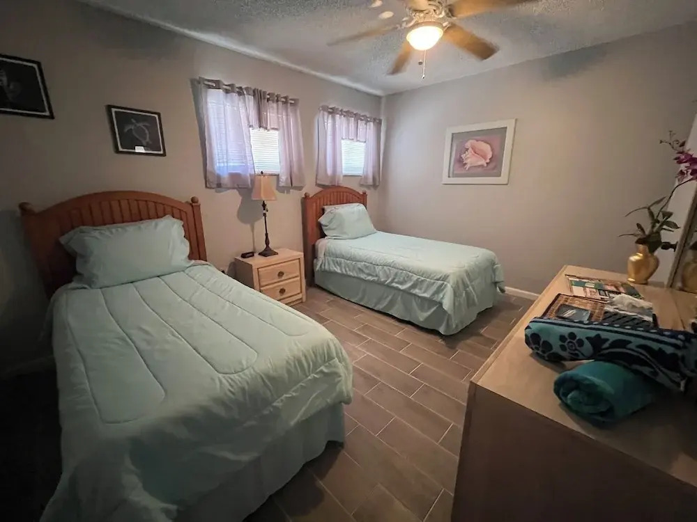 Surfside Suites