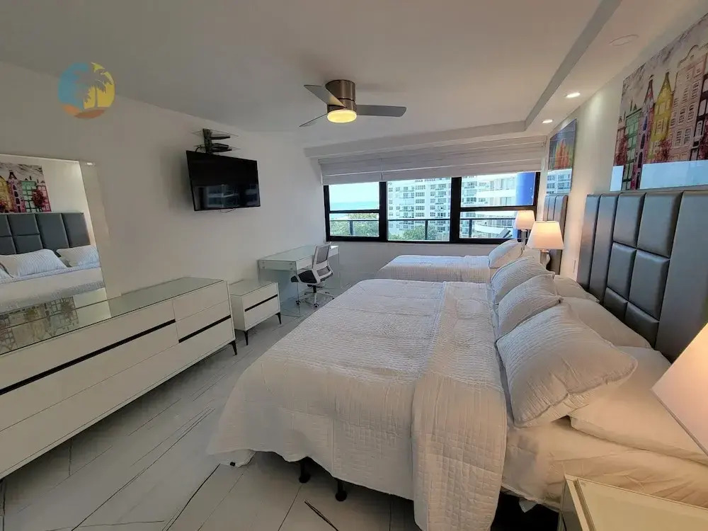 Alexander 903 4 Bedroom Apts