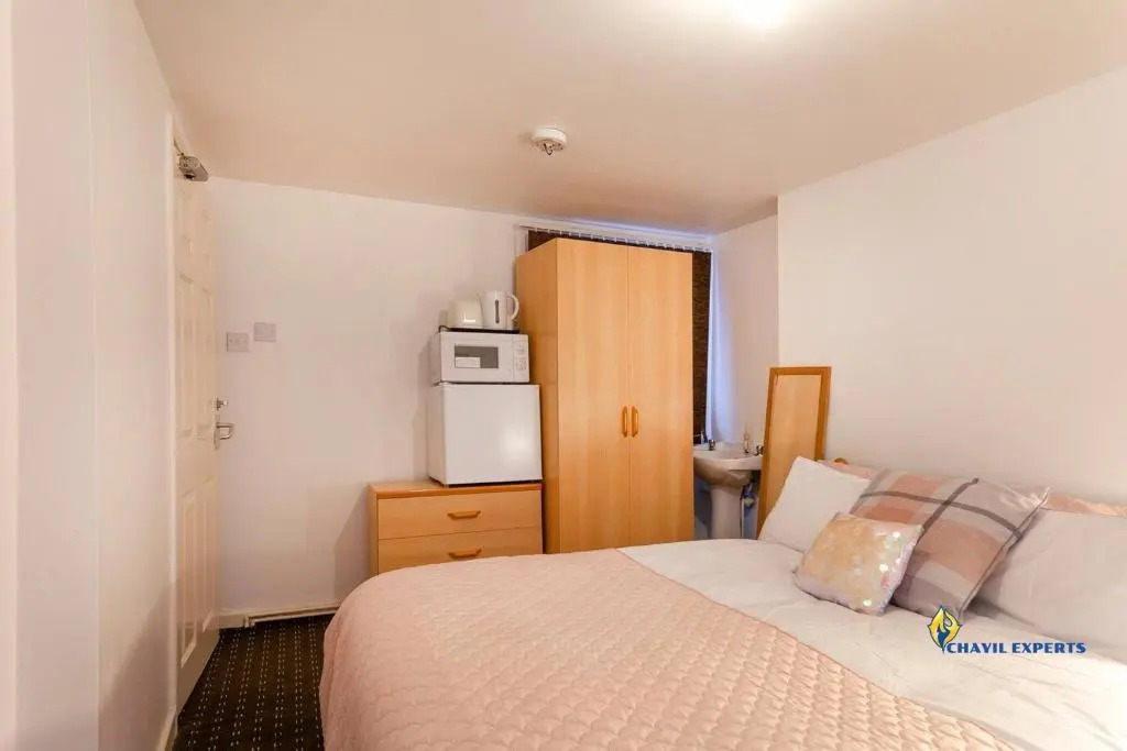 Gabriella Aprt, 3 Bedroom, Parking, City Centre