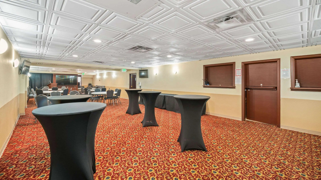 Clarion Hotel & Suites Fairbanks near Ft Wainwright