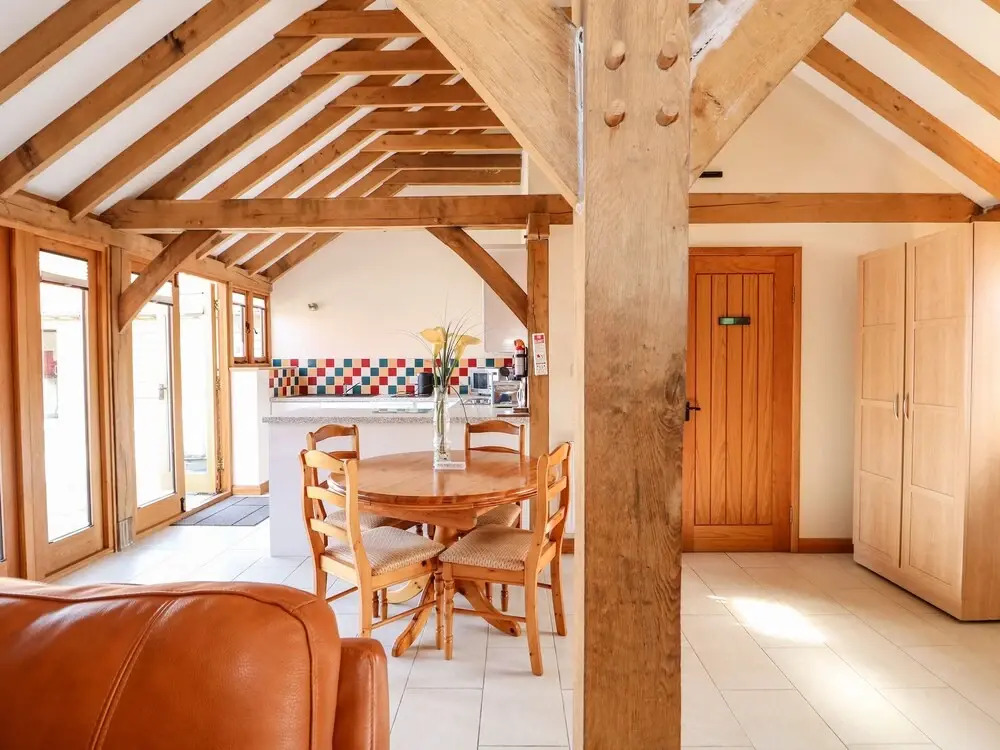 5d Hideways