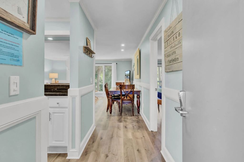 11 Lagoon Villa by AvantStay | 5mins to Beach!, Isle of Palms