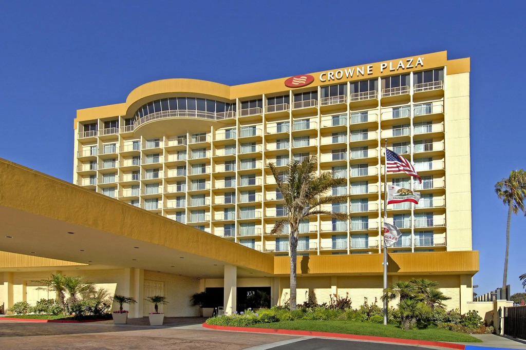 Crowne Plaza Ventura Beach by IHG