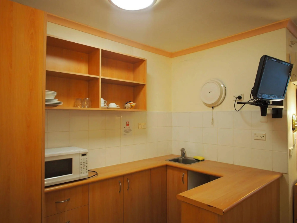 Edgecliff Lodge Motel