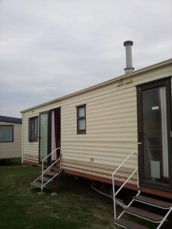 Stunning 3-bed Caravan in Camber Kitesurf Family