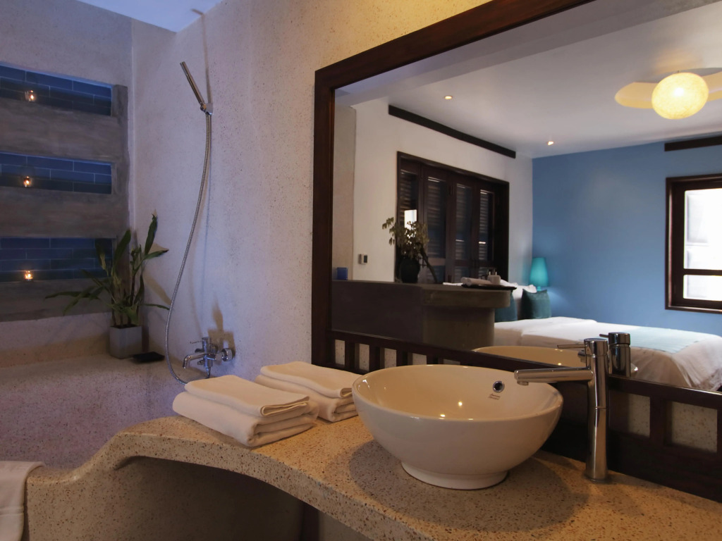 Indigo House Hotel