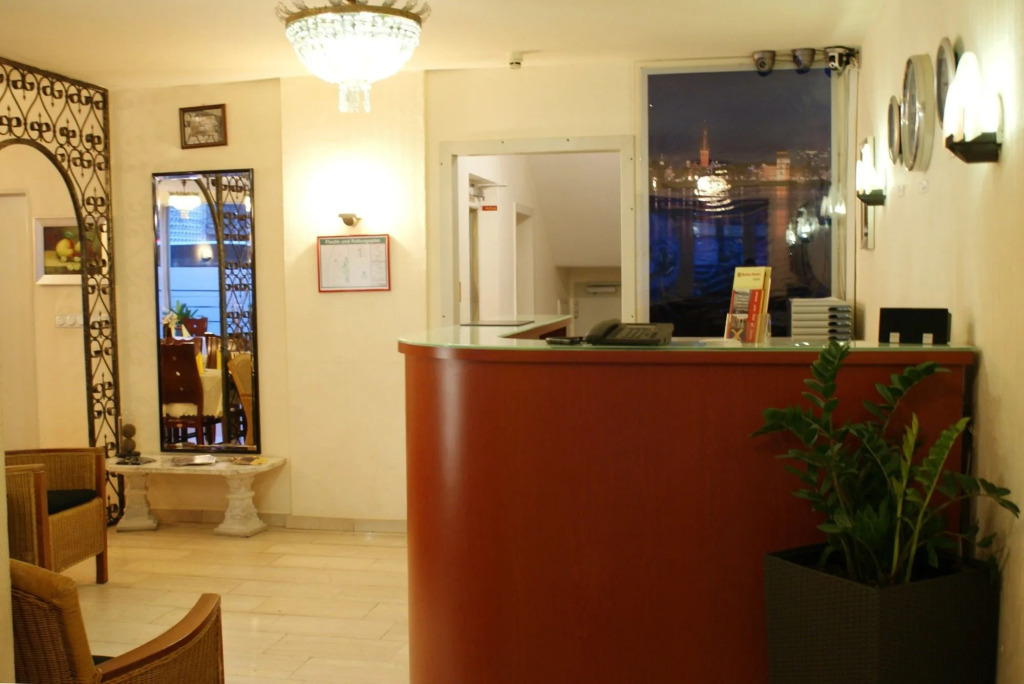 Bahn-Hotel