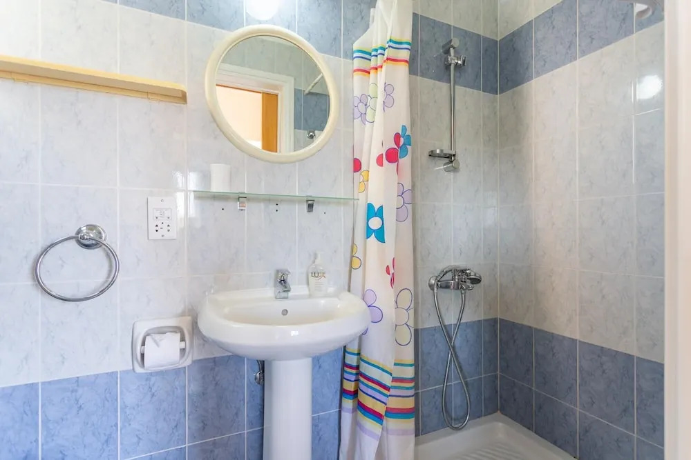 Villa Fostira Large Private Pool Walk to Beach A C Wifi Eco-friendly - 2402