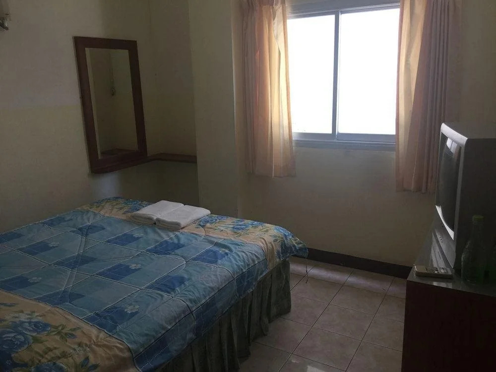Chantorn Jomtien Guesthouse 1
