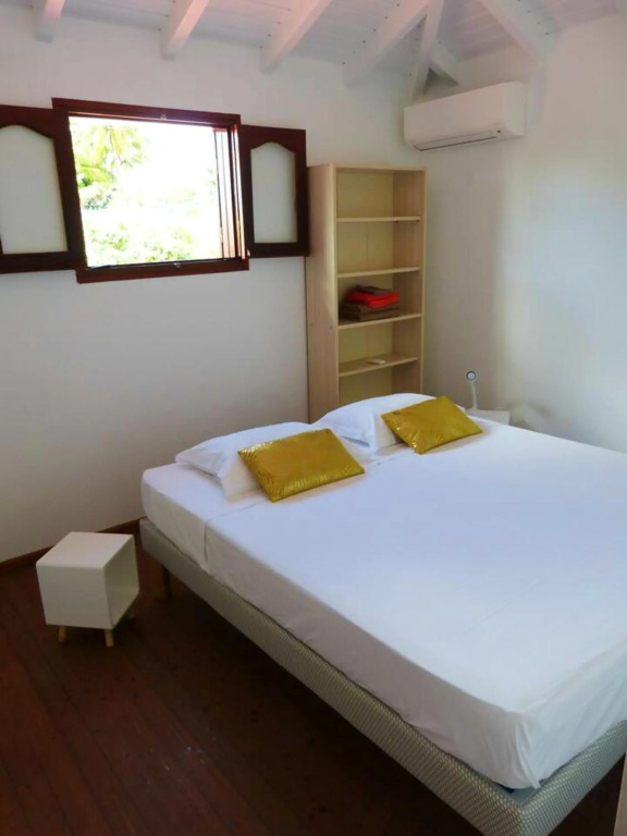 Villa de 4 chambres avec piscine privee et wifi a Baie Mahault