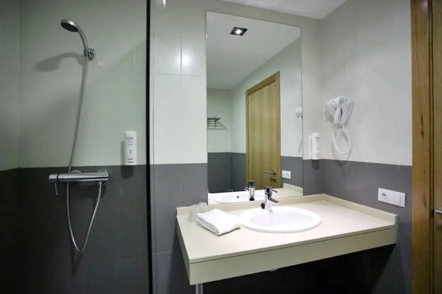 ELE Hotelandgo Arasur