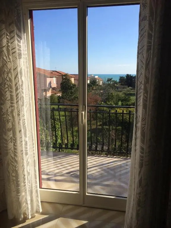 Terra Di Mare