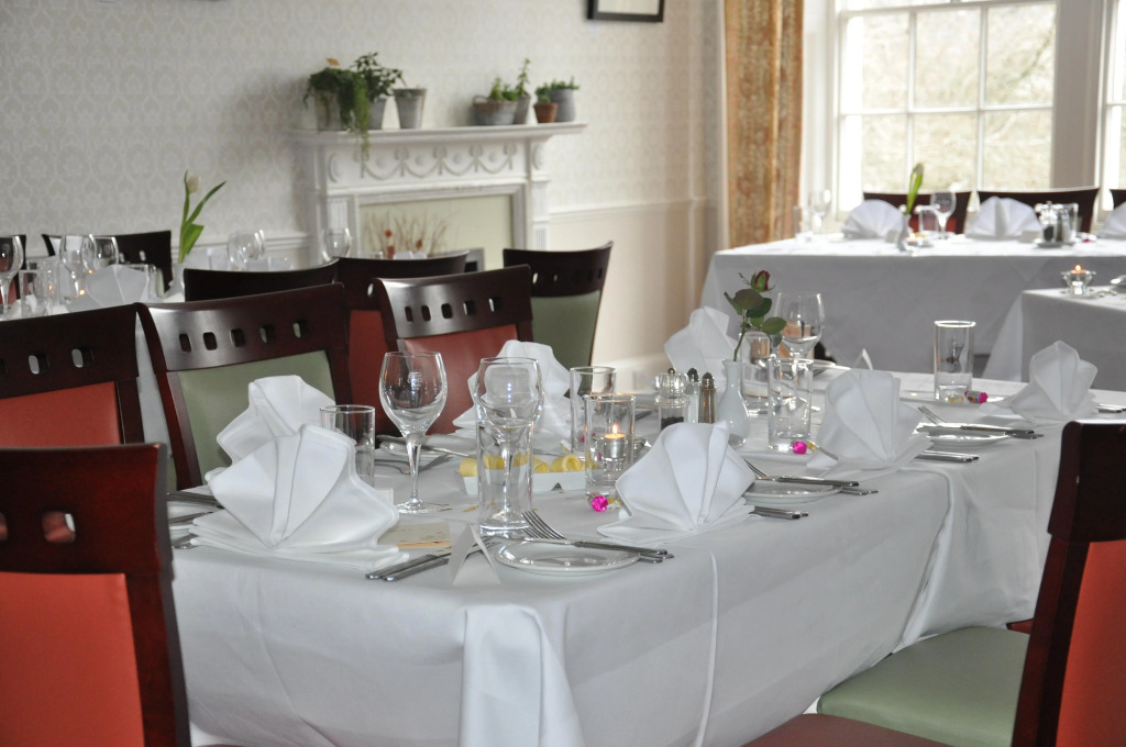 Atholl Arms Hotel