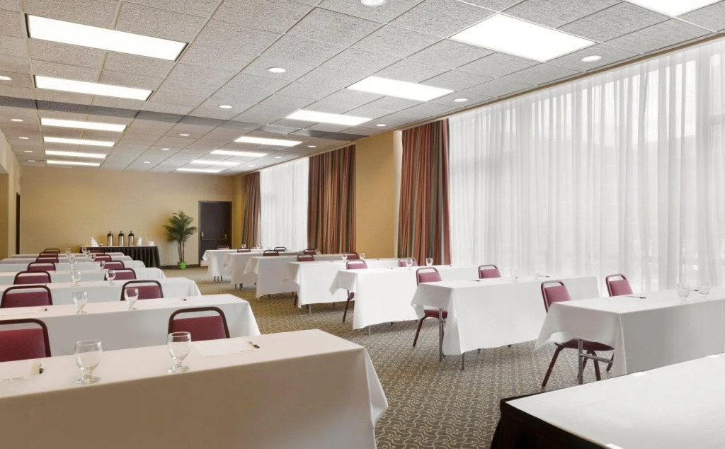 Park Inn By Radisson Toledo