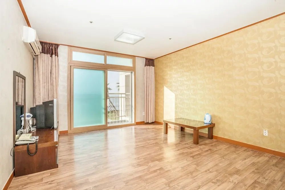 Jeju Ilsung Beach Condo