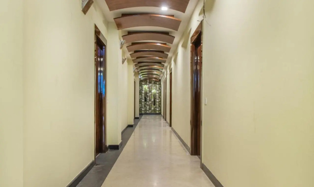 Athasri Hotel Infantry Road