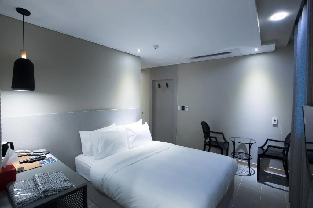 Hotel Millhaus Shinchon