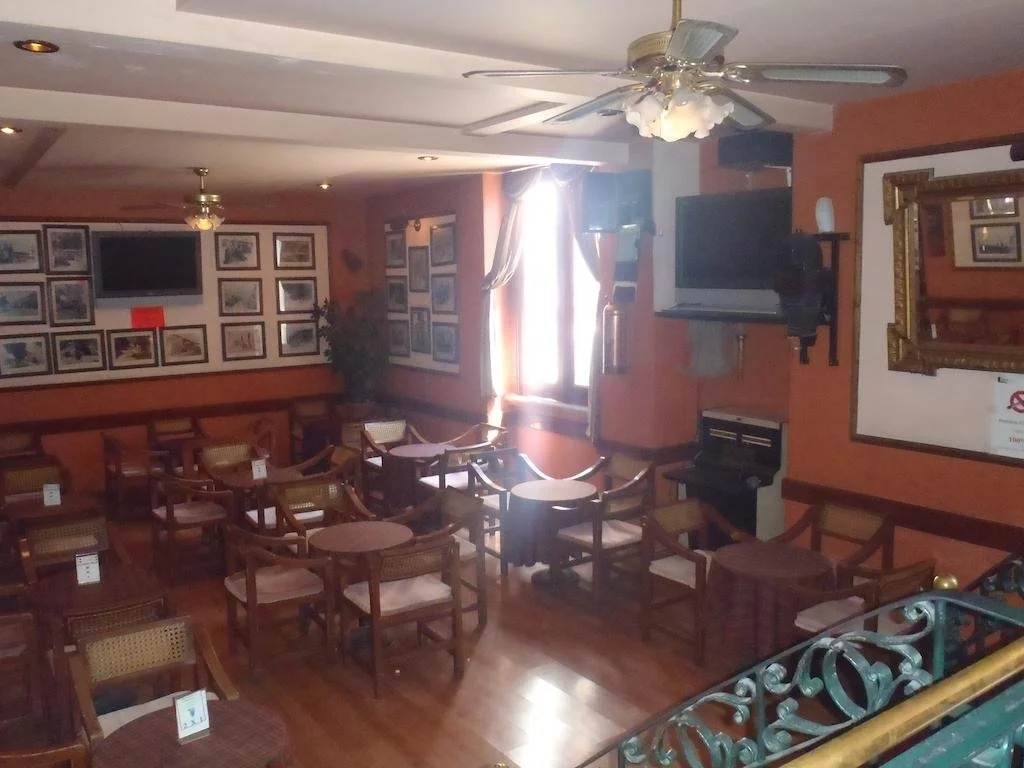 Hotel Plaza Iberia