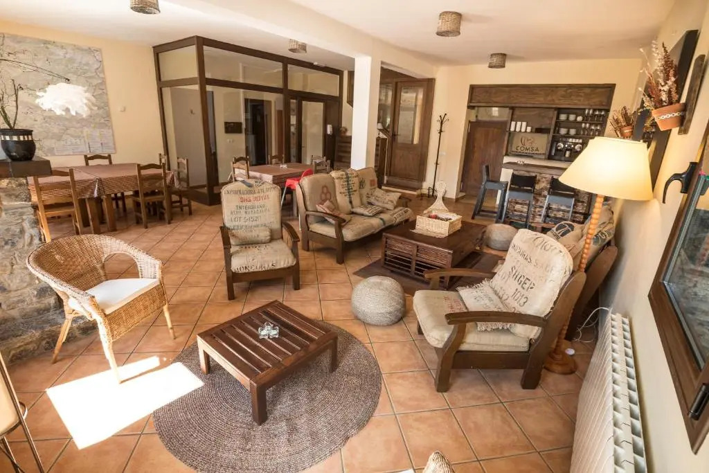 Abadía de Montenartró Apartamentos