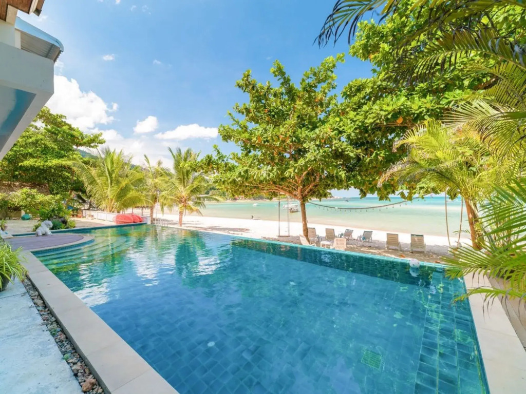 2 Bedroom Beach Front Apartment A2 Lamai