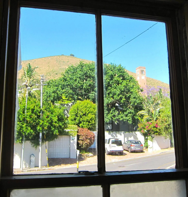 Avatara Guest House