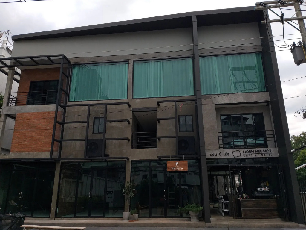 Norn Nee Nor Hostel&Cafe
