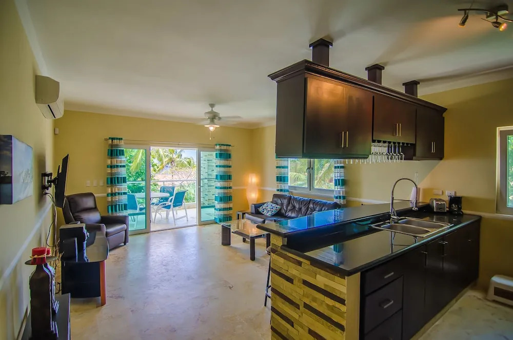 Hill Top Apartment