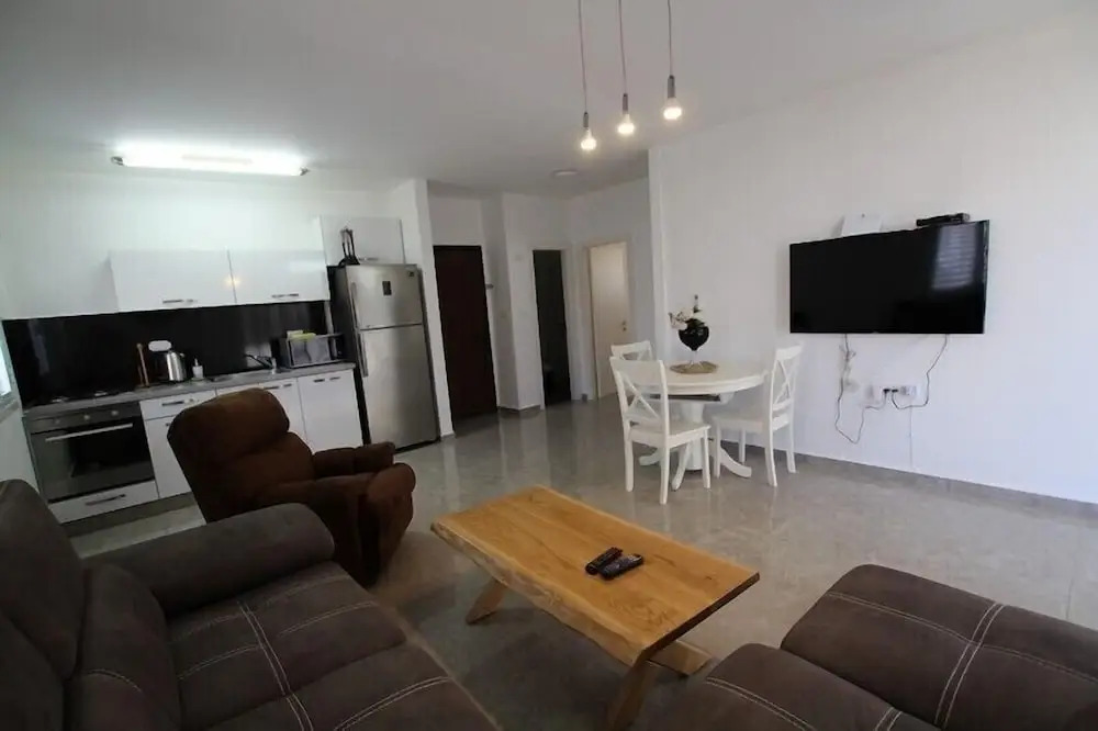Arendalzrail Apartments Khana Szenes St.
