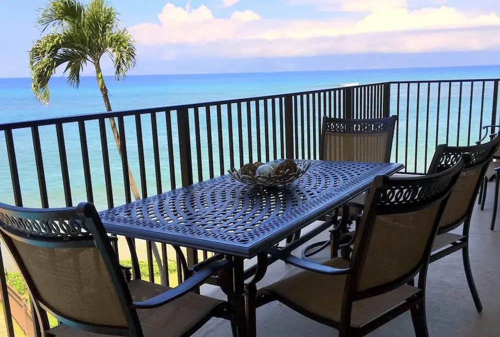 Oceanfront Whale Watching Sunsets Island Views on Big Lanai