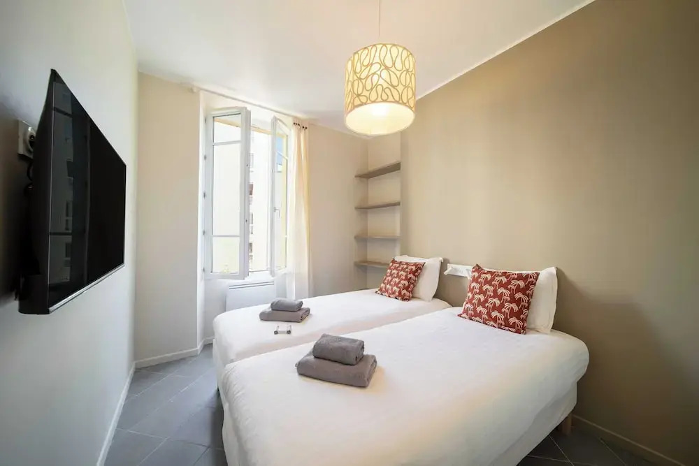 Quiet and Luxurious Apartment - Cannes Center - 2br/6p