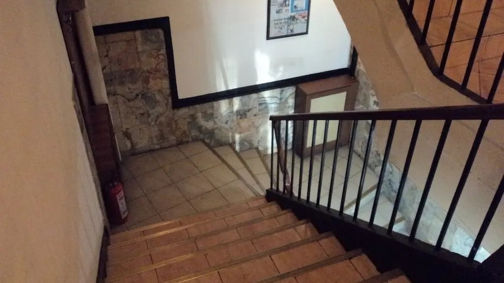 Yavuz Hotel