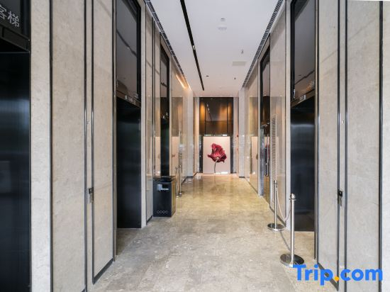 Livetour International Apartment(Pazhou Exhibition Center Yijing Road Subway Station)