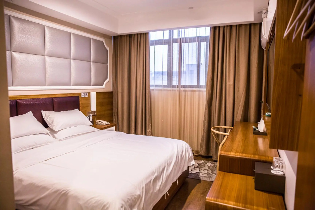 Starway Hotel Nanjing Jiangjun Avenue