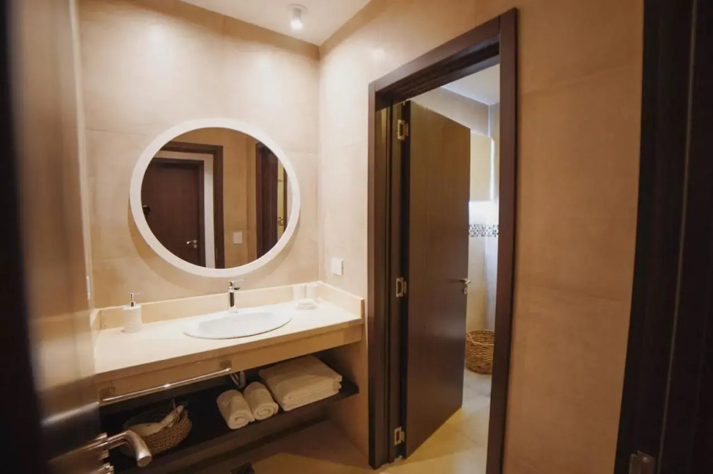 AWKA Apart Hotel