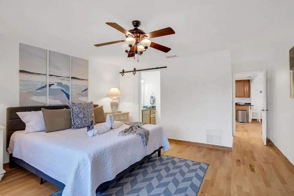 Saltwater Canal Home Heated Pool 3 2 2 Gorgeous Pets Welcome
