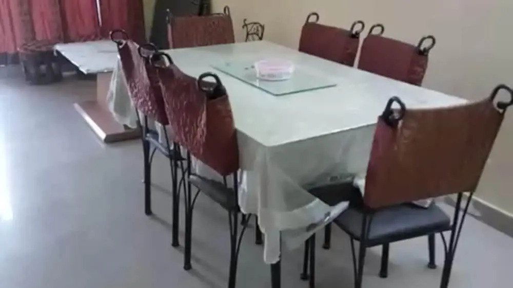 Beautiful Apartment Near Taj Mahal